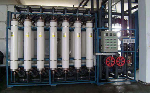 �UҺ��ϡ�}����Ȼ����F���չ�ˇ