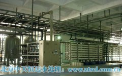 ���B͸�^�V���g��ԭ���̓�(y��u)�c